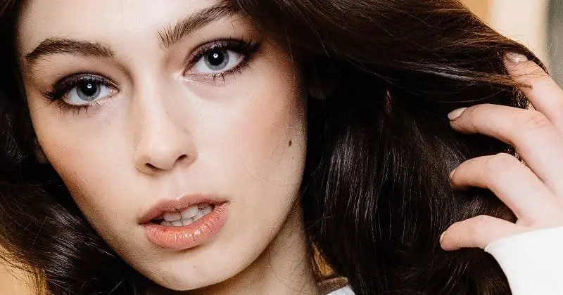 Coconut Milk and Turmeric for Anti-Aging, Glowing Skin
