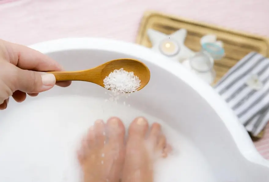 Beautynfacts get spa quality salt pedicure