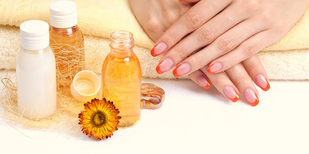 Beautynfacts hotoil manicure