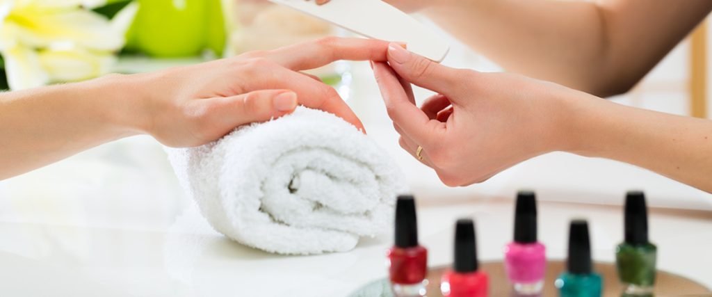 beautynfacts Spa Manicures 1