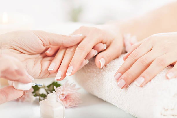 beautynfacts Spa Manicures nail care