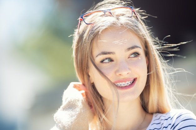 beautynfacts.com Smiling with braces