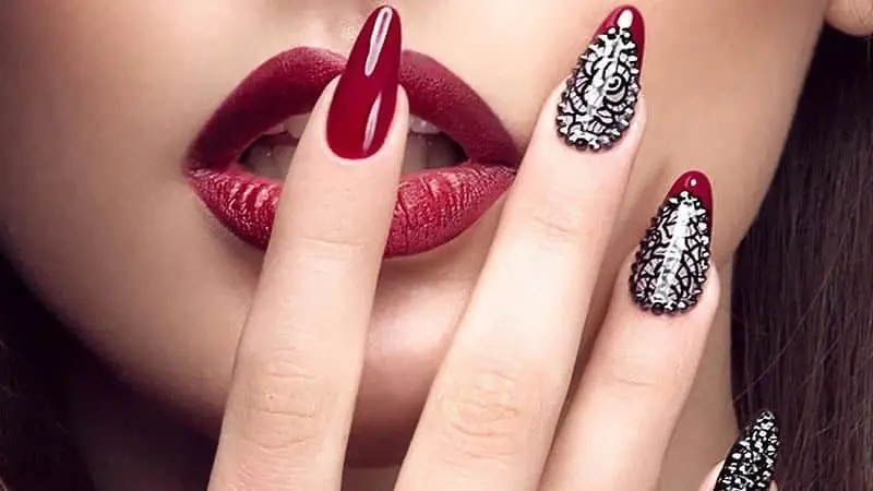 3D Nail Art: How to Add Texture and Dimension