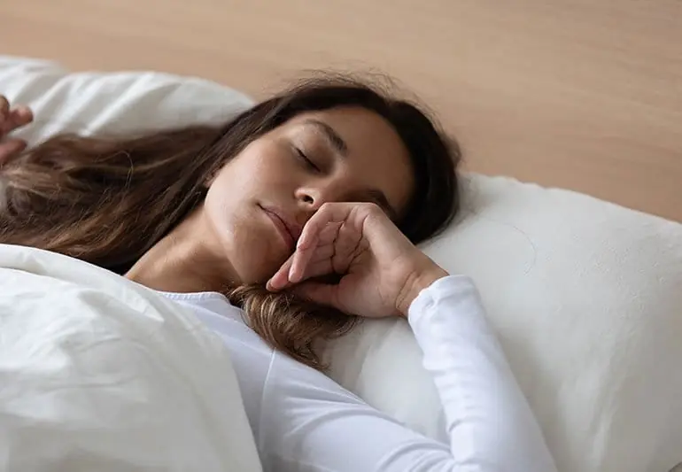 Sleep and Skin Health: How Rest Keeps Your Skin Healthy, Youthful, and Radiant Sleep and Skin Health: How Rest Keeps Your Skin Healthy, Youthful, and Radiant