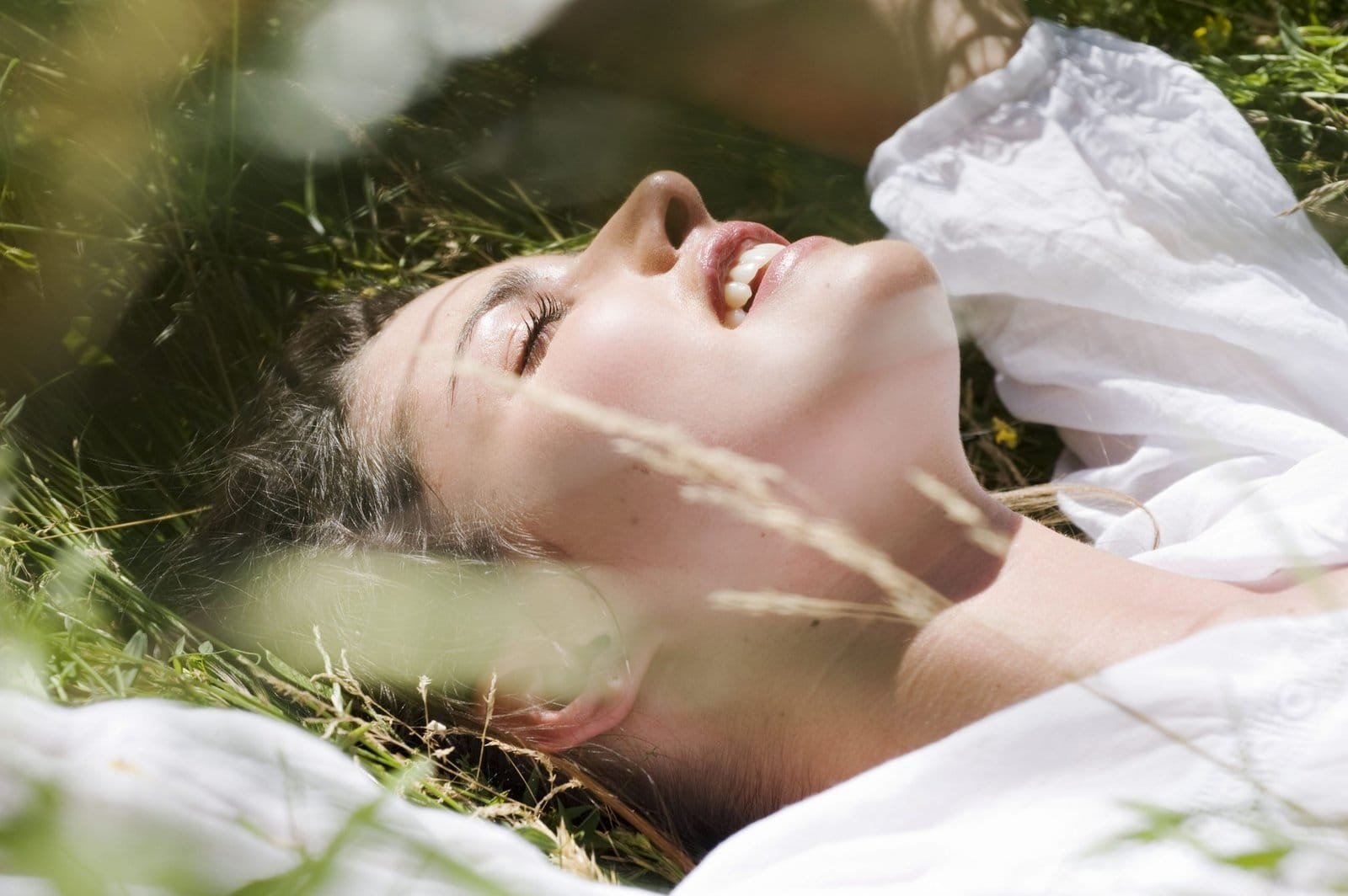 Spots on the face: why they appear and how to avoid them Spots on the face: why they appear and how to avoid them