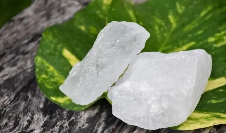 Alum Stone Skin Care: Benefits and How to Use It