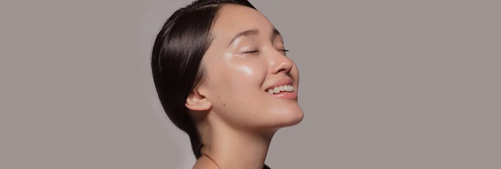 The Best Serums With Hyaluronic Acid for Glowing Skin
