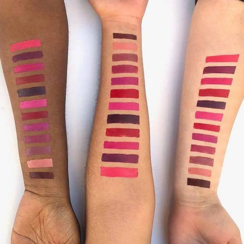 Lip color suits you best according to the tone